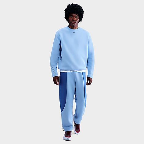 Nike Tech Fleece Loose Fit Crewneck Sweatshirt - Image 2