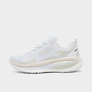 Nike Vomero 18 Running Shoes
