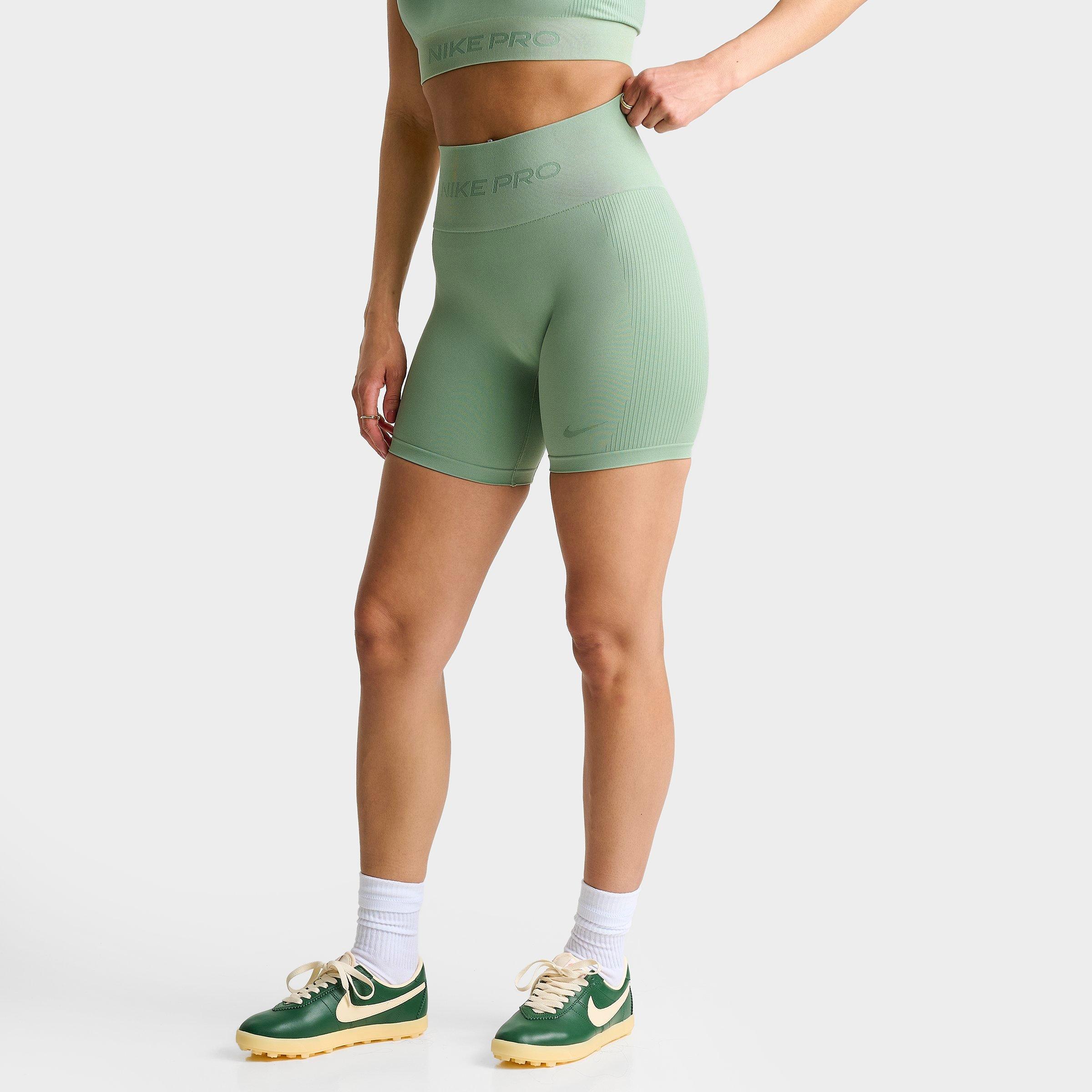 Nike Pro Seamless Dri-FIT High-Waisted 5″ Biker Shorts - Image 4
