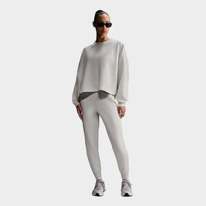 Nike 24.7 ImpossiblySoft Dri-FIT Oversized Crewneck Sweatshirt