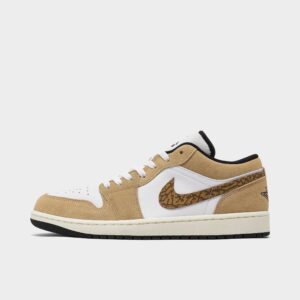 Air Jordan Retro 1 Low SE Casual Shoes