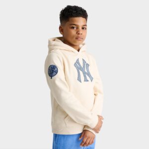 Big Kids’ Pro Standard New York Yankees MLB Denim Patch Pullover Hoodie
