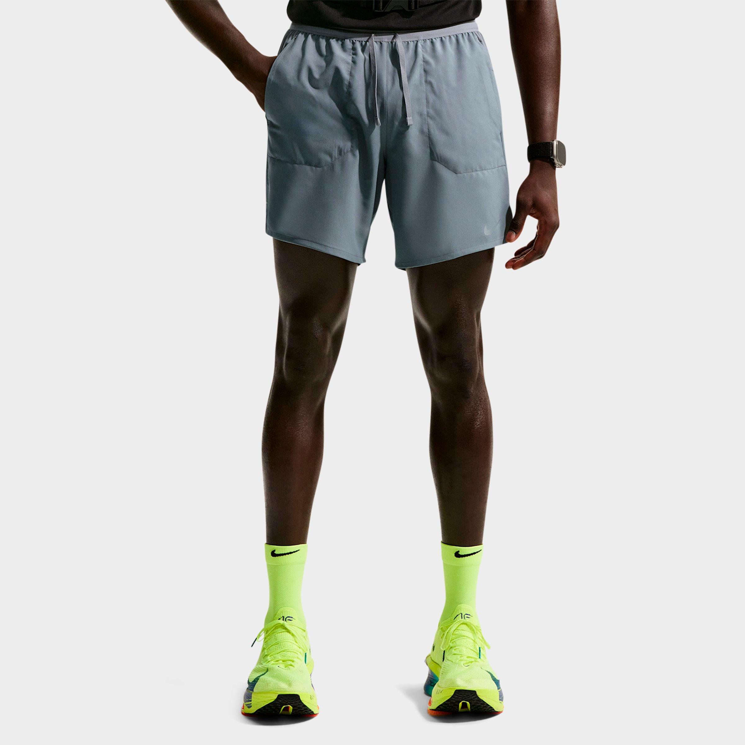 Nike Stride Dri-FIT 2-in-1 7″ Running Shorts - Image 3