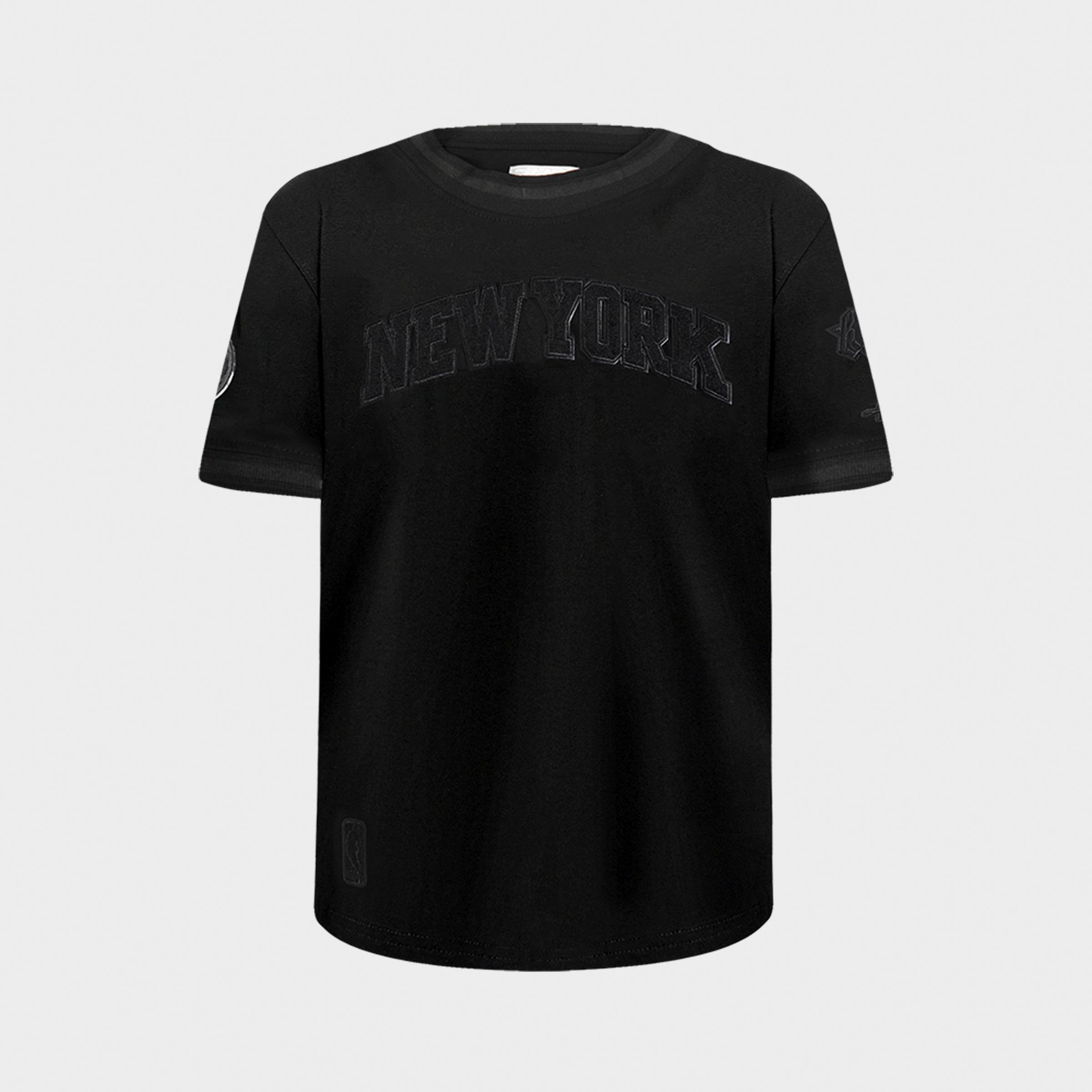 Big Kids’ Pro Standard New York Knicks NBA Triple Black Striped Rib T-Shirt
