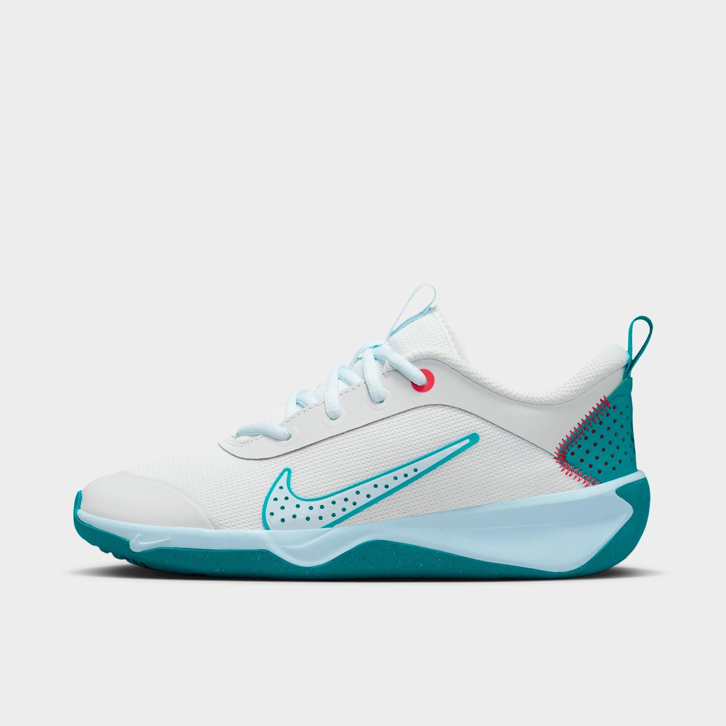 Big Kids’ Nike Omni Multi-Court Casual Shoes