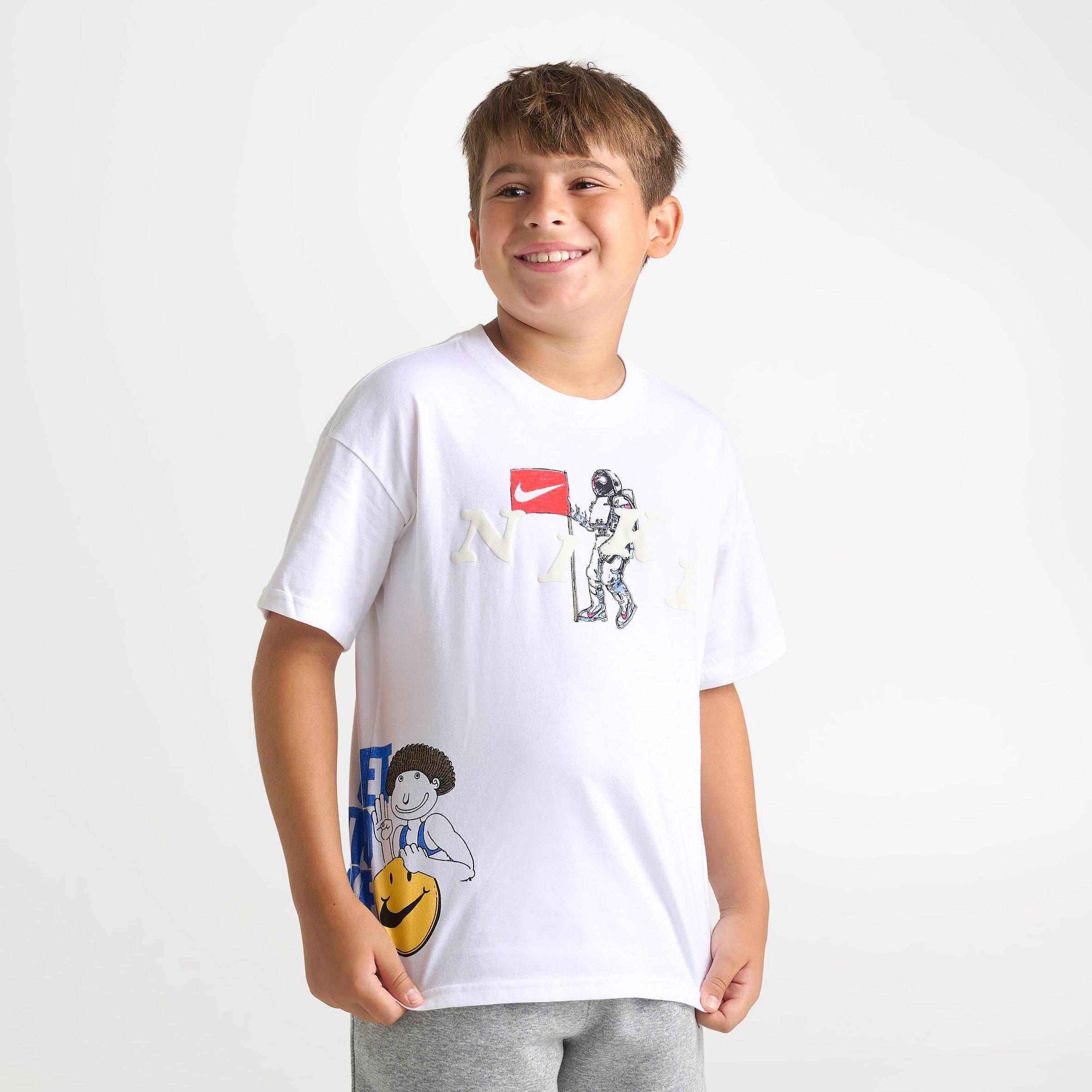 Big Kids’ Nike Sportswear Forever Young T-Shirt
