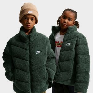 Big Kids’ Nike Sportswear Therma-FIT Loose Sherpa Full-Zip Puffer Jacket