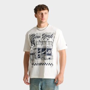 New Era New York Yankees MLB Shop Graphic T-Shirt