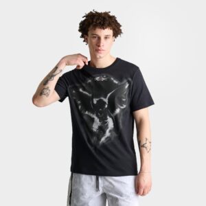 Nike Sportswear Wreath Graphic T-Shirt