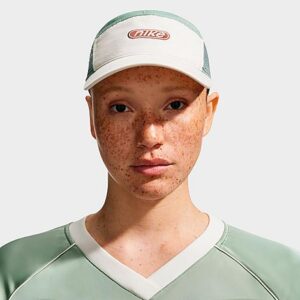 Nike Fly Strapback Hat