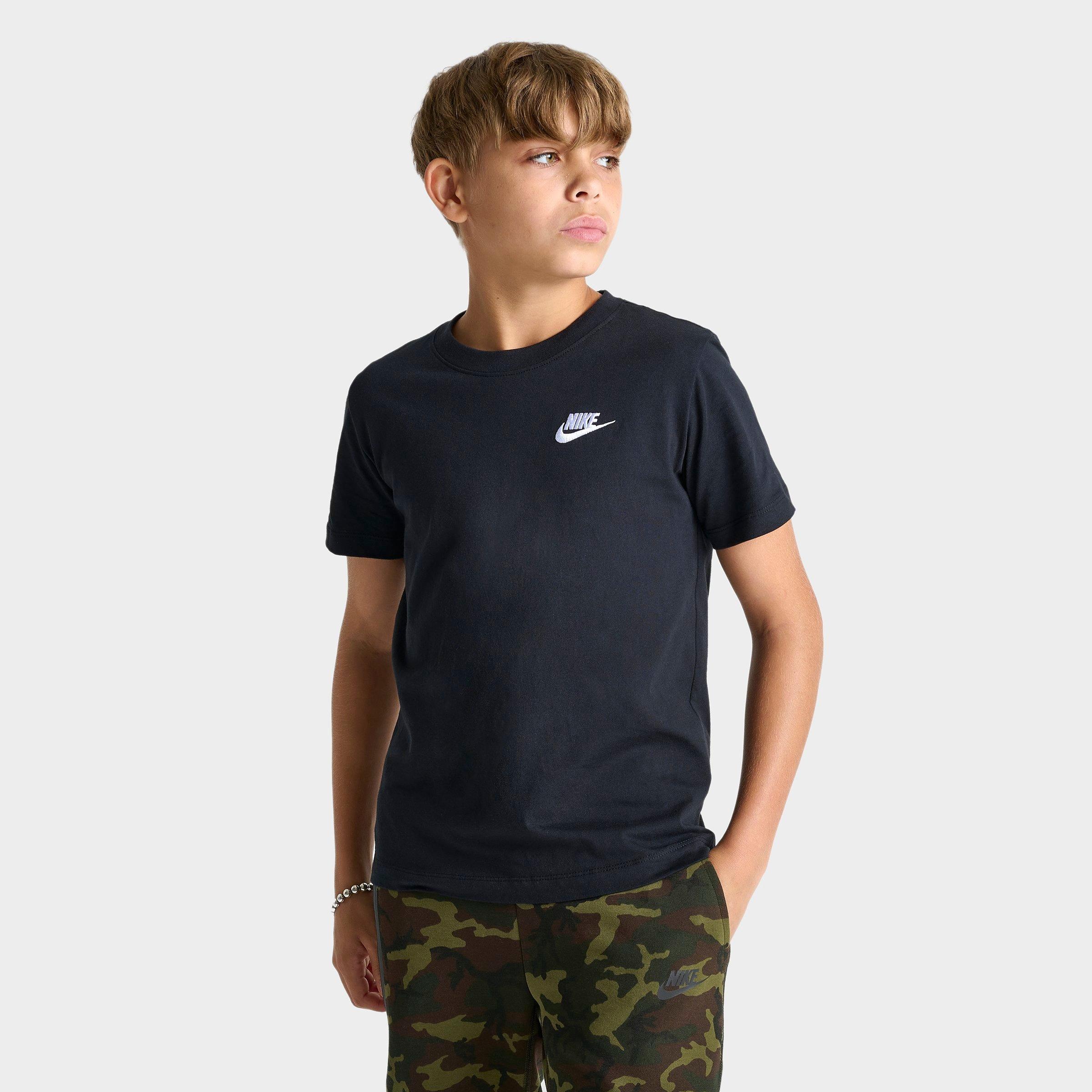 Big Kids’ Nike Sportswear T-Shirt