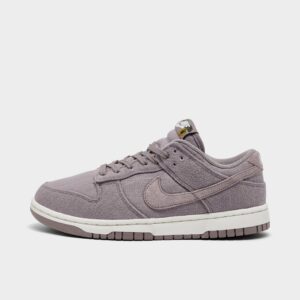 Nike Dunk Low SE Casual Shoes