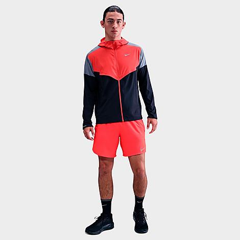 Nike Dri-FIT Stride 2-in-1 7″ Running Shorts