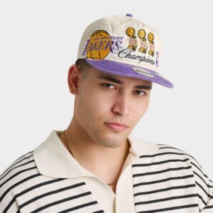 New Era Los Angeles Lakers NBA Champions 19Twenty Snapback Hat